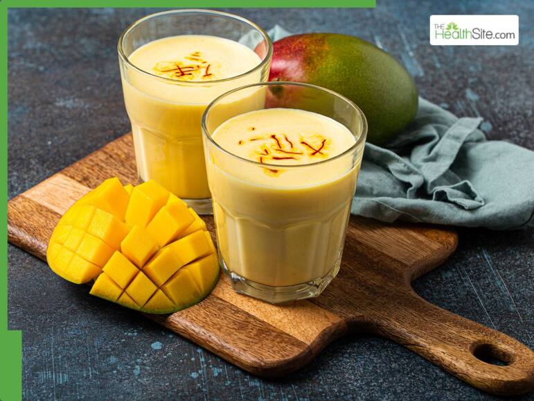 5 Best cooling drinks that can help beat the summer heat naturally
