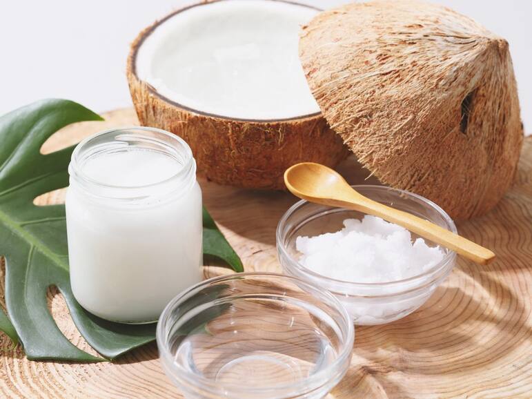5 Best natural oils to blend with castor oil for quick and faster hair growth on an oily scalp