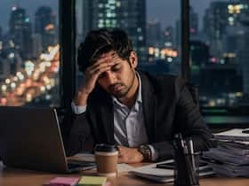 Brain fog in young professionals: Why urban lifestyles are draining your brain and mental clarity Brain fog in young professionals: Why urban lifestyles are draining your brain and mental clarity