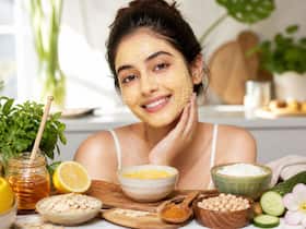 5 easy kitchen face packs to brighten dull, sweaty skin naturally this summer