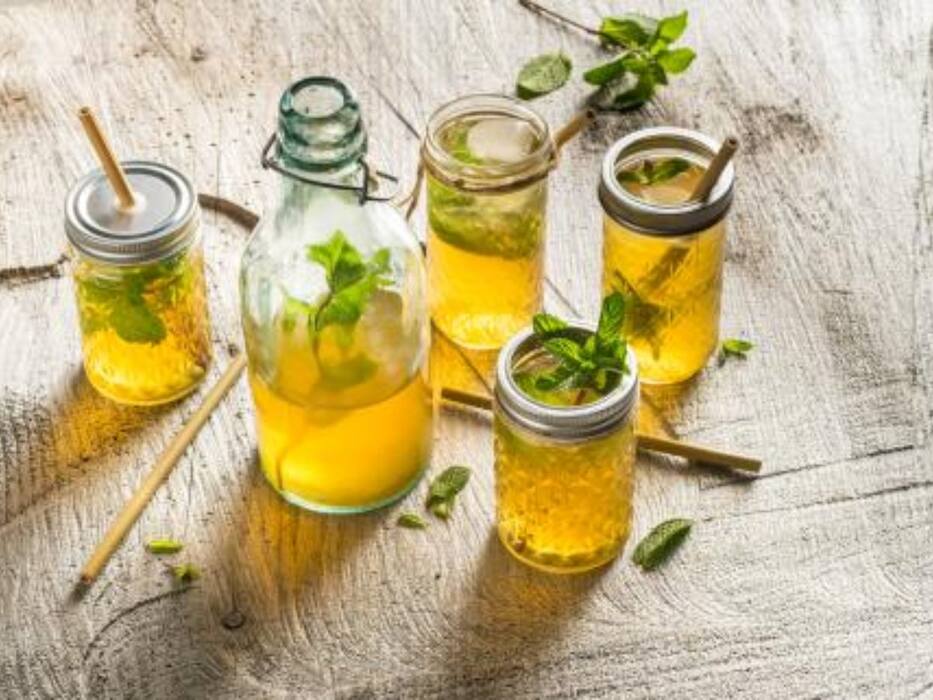 5 healthy alternatives to soft drinks that are refreshing, natural and better for your health