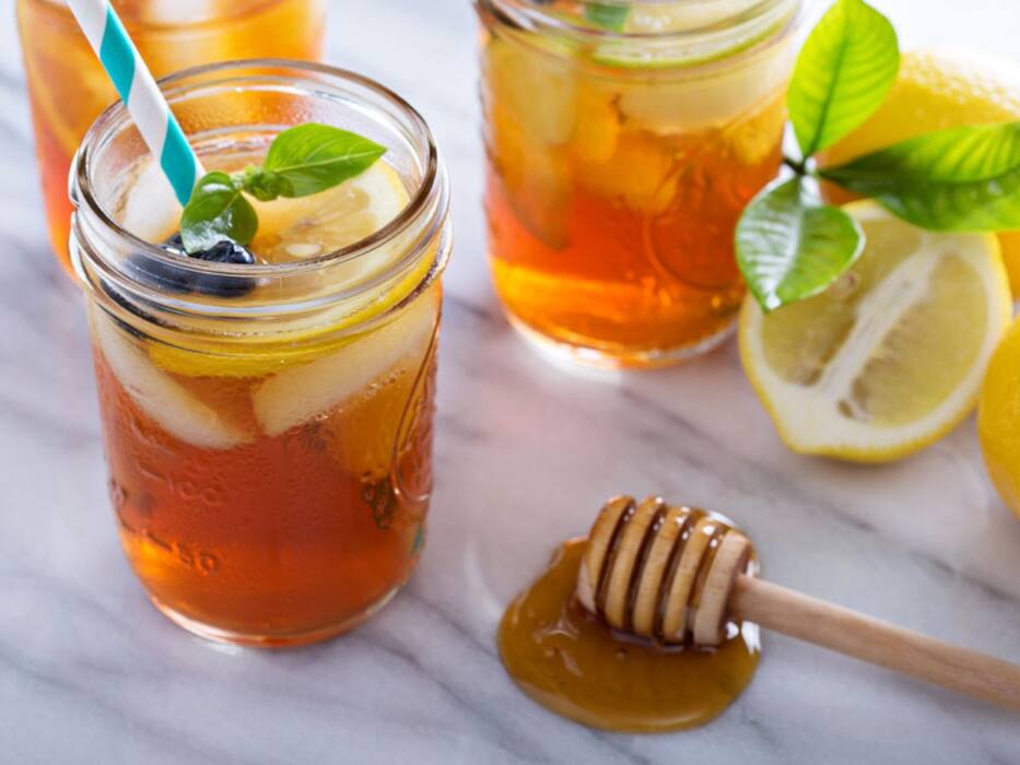 5 refreshing lemon drinks to beat the summer heat and stay hydrated