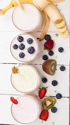 7 high-calcium drinks that can beat a glass of milk