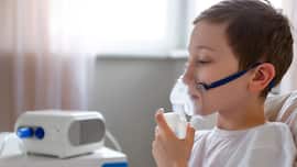 Pneumonia: Early warning signs that could signal serious lung infection