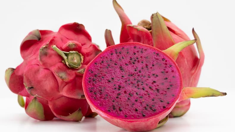 6 health perks of eating dragon fruit