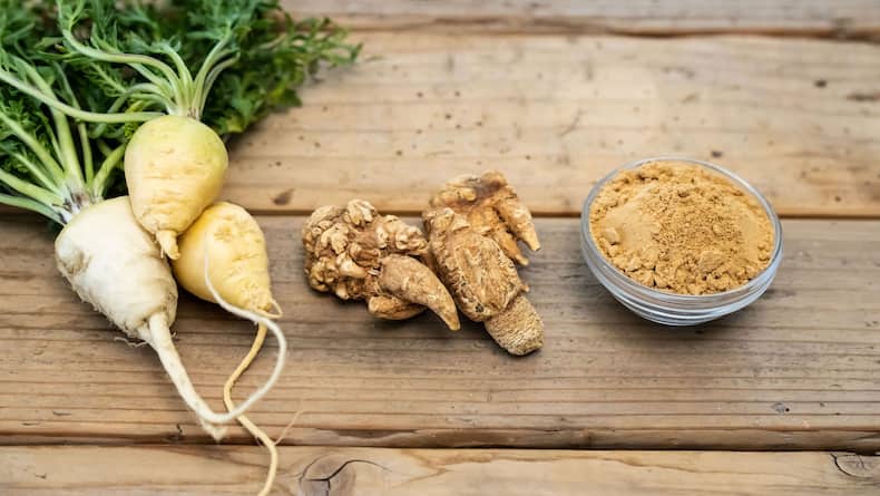 5 powerful herbs to keep your hormones balanced