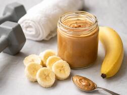 Is peanut butter and banana good for belly fat loss? Here's what experts say