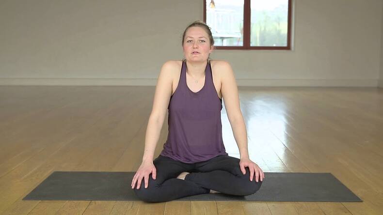 5 head exercises to avoid spondylitis