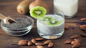 वजन घटाने के लिए ले रहे हैं Chia Seeds? तो जानें इसके फायदे और खाने का तरीका