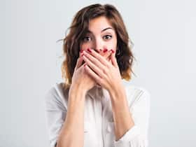 बार-बार हिचकी क्यों आती है? डायफ्राम की समस्या है कनेक्शन जानें इससे बचाव के घरेलू उपाय