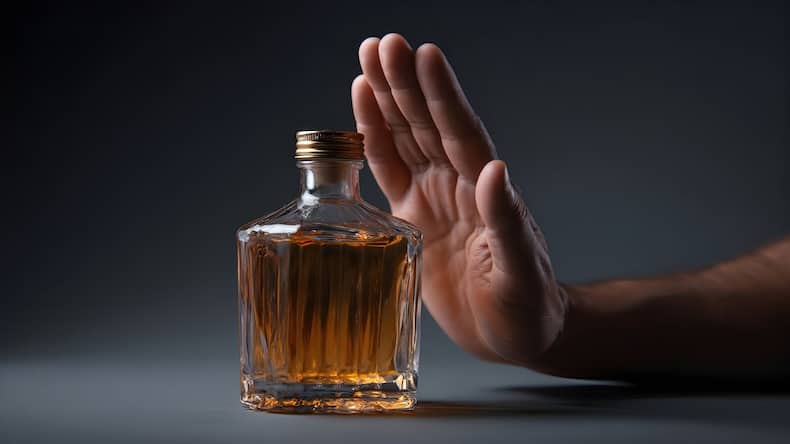 Uric acid control tips: 5 monsoon habits that can help prevent gout