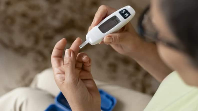 5 blood tests you should consider after turning 40 to know your heart disease risk