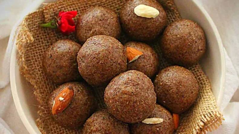5 healthy, guilt-free laddoos you can make at home