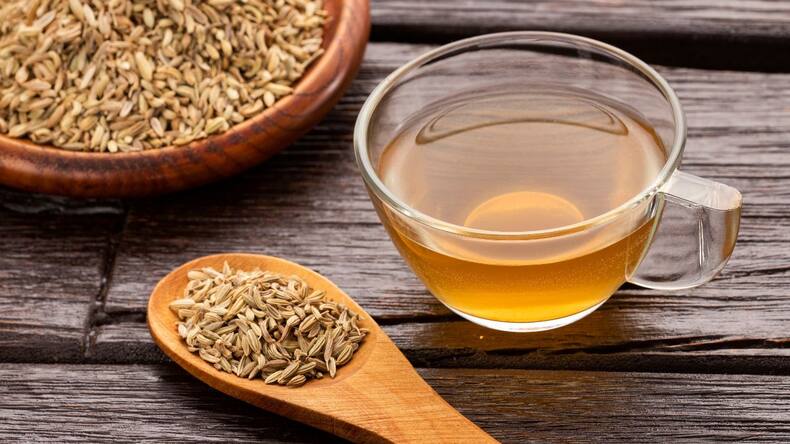 5 herbal tea to reduce bloating during monsoon