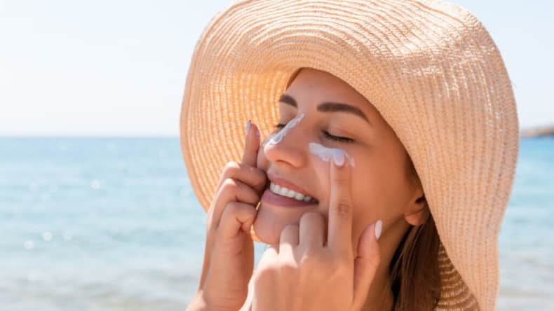 5 ways to minimize dark circles without makeup