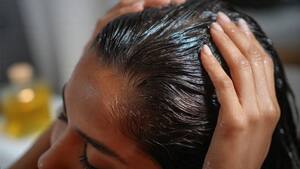 तिल या सरसों का तेल, बालों के लिए क्या ज्यादा फायदेमंद है?