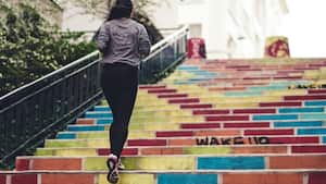 How Many Calories Does Walking 10,000 Steps Burn?