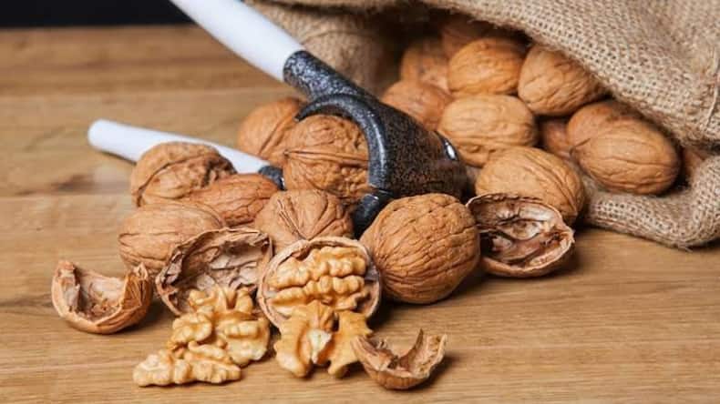 5 plant-based foods packed with omega-3 fatty acids