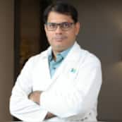 डॉ. विपिन खंडेलवाल कैंसर स्पेशलिस्ट हैं और उनके पास से ज्यादा का एक्सपीरियंस है। उनकी स्पेशलिटी ऑन्कोलॉजी, पीडियाट्रिक्स और पीडियाट्रिक हेमेटोलॉजी-ऑन्कोलॉजी में है। वह बच्चों में ब्लड डिसऑर्डर्स और कैंसर के डायग्नोसिस और ट्रीटमेंट के एक्सपर्ट हैं। वर्तमान में वह अपोलो हॉस्पिटल्स, मुंबई ऑन्कोलॉजी पीडियाट्रिक्स के रूप में अपनी सेवाएं दे रहे हैं। उन्होंने एस.एन. मेडिकल कॉलेज, जोधपुर से अपनी MBBS पूरी करने के बाद मौलाना आजाद मेडिकल कॉलेज, दिल्ली (MAMC, Delhi) से पीडियाट्रिक्स में MD की डिग्री हासिल की। उन्होंने अपोलो चेन्नई से FNB (पीडियाट्रिक हेमेटोऑन्कोलॉजी एंड BMT) किया है। इसके अलावा, उन्होंने टाटा मेमोरियल हॉस्पिटल, मुंबई से पीडियाट्रिक ऑन्कोलॉजी में ऑब्जर्वरशिप भी पूरी की है।