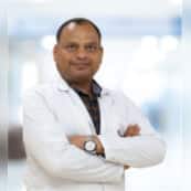 डॉ. अंबरीश कुमार गर्ग, जयपुर में स्थित नारायणा हॉस्पिटल के एक इंटरनल मेडिसिन में सीनियर कंसल्टेंट के तौर पर कार्यरत् हैं।  इन्हें 20 वर्षों से अधिक का अनुभव है।  वे डेंगू, मलेरिया और जटिल चिकित्सा मामलों के विशेषज्ञ हैं। इसके अलावा डॉ. अंबरीश ने रुक्मणी बिड़ला अस्पताल में भी अपनी सेवाएं दी हैं और वे 'इमरजेंसी न्यूरोलॉजिकल लाइफ सपोर्ट' (ENLS) में भी विशेज्ञता हासिल की है। इन्होंने MD (इंटरनल मेडिसिन), MBBS की शिक्षा हासिल की है। इसके अलावा अमेरिकन हार्ट एसोसिएशन (AHA) से प्रमाणित बेसिक लाइफ सपोर्ट (BLS) और एडवांस्ड कार्डिएक लाइफ सपोर्ट (ACLS) इंस्ट्रक्टर भी हैं।