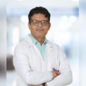 डॉ. अंशु काबरा एक कार्डियोलॉजिस्ट हैं, जो दिल की बीमारियों का इलाज करते हैं। उन्हें इस क्षेत्र में लगभग 8 वर्षों का अनुभव है। इस समय वह नारायणा हेल्थ में कार्डियोलॉजी-एडिशनल डायरेक्टर के रूप में कार्यरत हैं। उन्हें एनजाइना पेक्टोरिस, कोरोनरी हृदय रोग, आर्थ्रोस्क्लेरोसिस, मायोकार्डियल इन्फार्क्शन (दिल का दौरा) और हृदय प्रणाली के कई अन्य विकारों के निदान और उपचार का अनुभव है। उन्होंने कई हृदय और रक्त वाहिकाओं से जुड़े रोगों का सफलतापूर्वक इलाज किया है। उन्होंने एमबीबीएस, एमडी (जनरल मेडिसिन) और डीएम (कार्डियोलॉजी) की पढ़ाई की है।